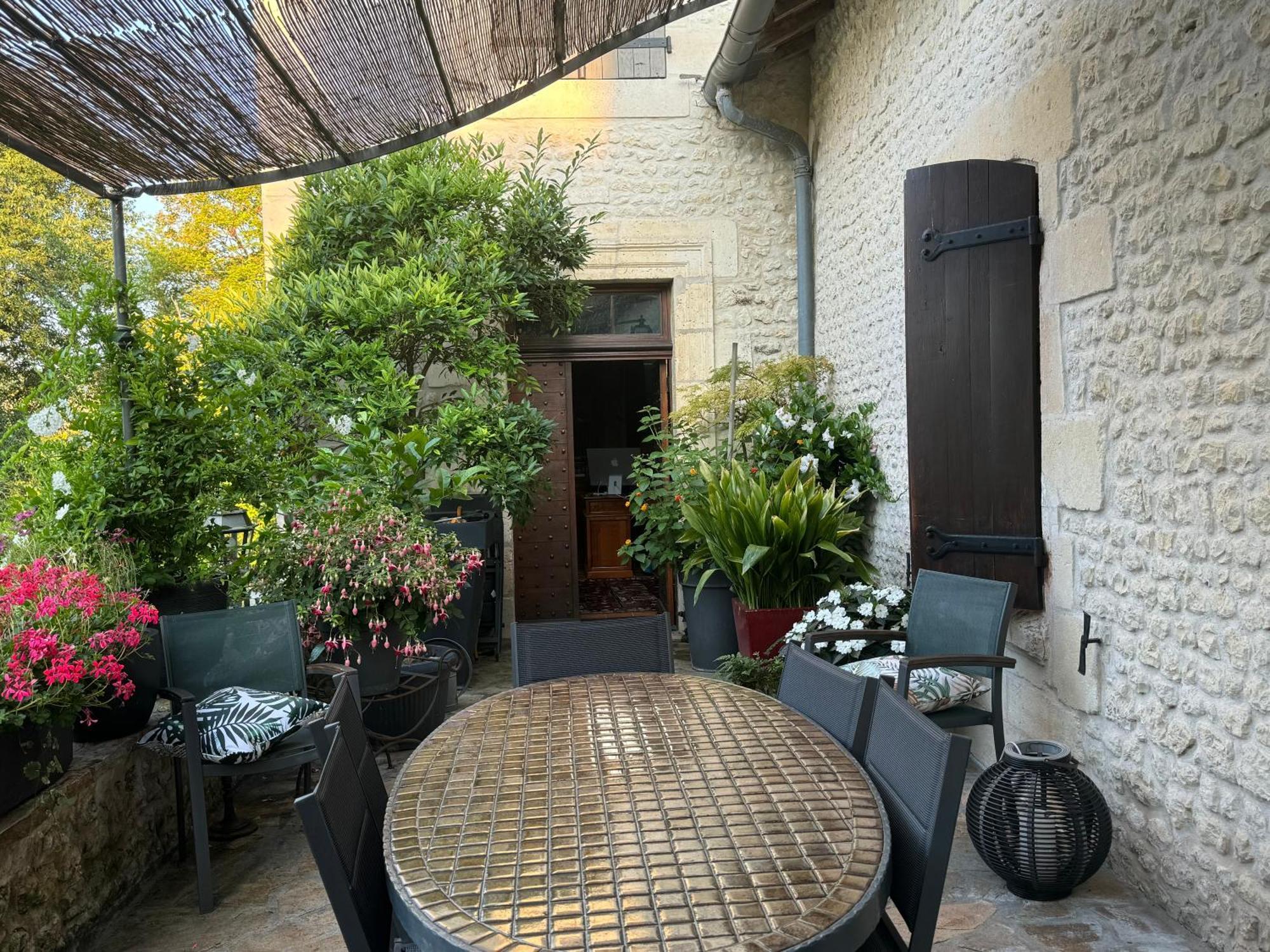 Отель Moulin Rouhaud Montboyer Экстерьер фото